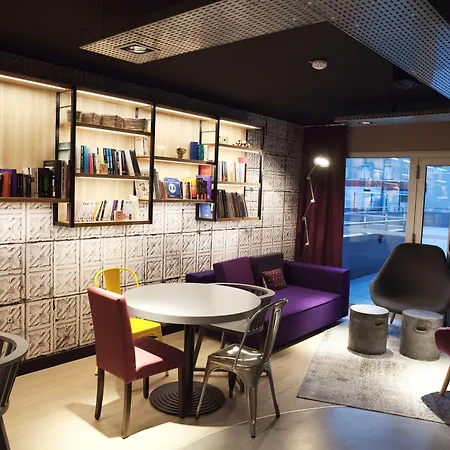 Hotel Campanile Ferrand Centre 3*