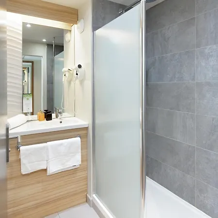 Campanile Ferrand Centre Hotel 3*